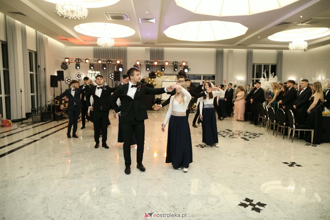 Studniówka ZSZ 1 w Ostrołęce [30.01.2026] - zdjęcie #148 - eOstroleka.pl