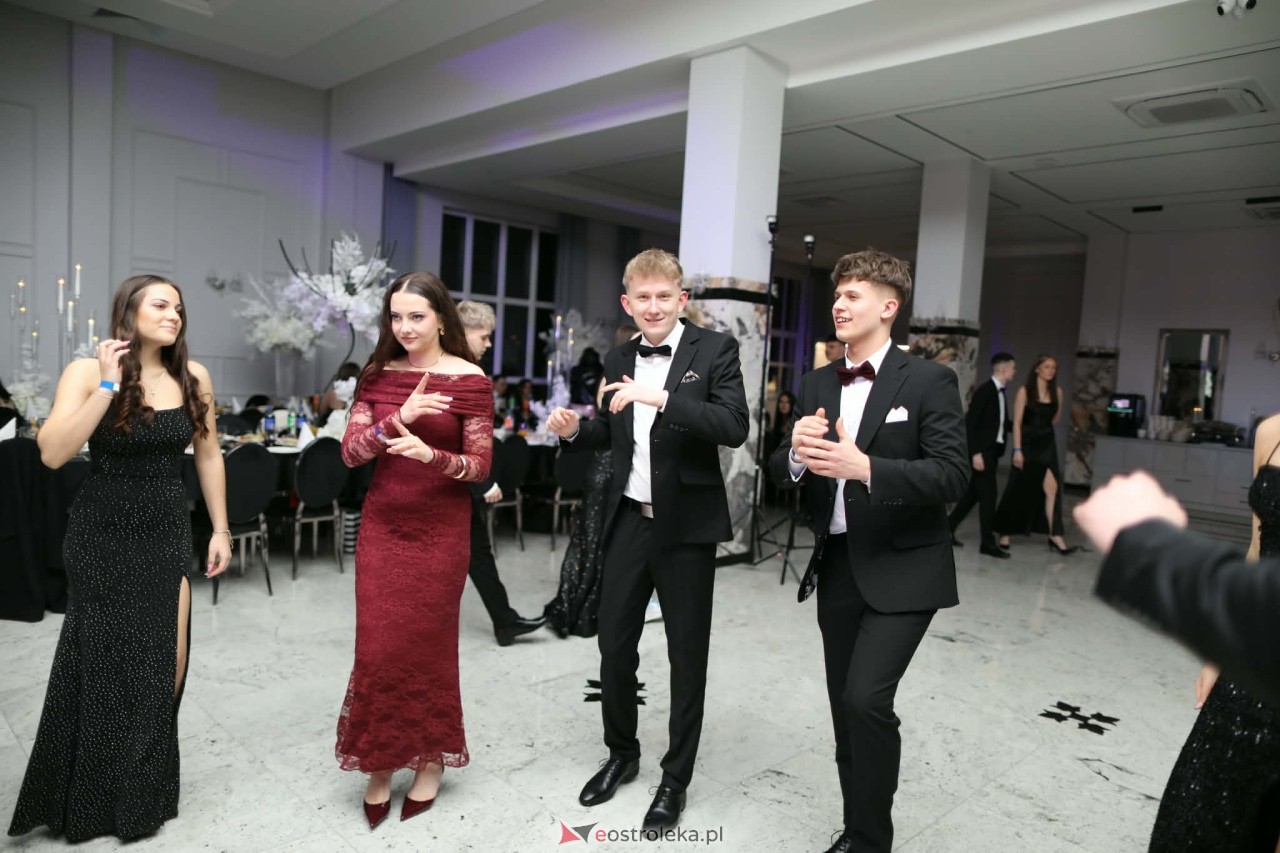 Studniówka ZSZ 1 w Ostrołęce [30.01.2026] - zdjęcie #16 - eOstroleka.pl