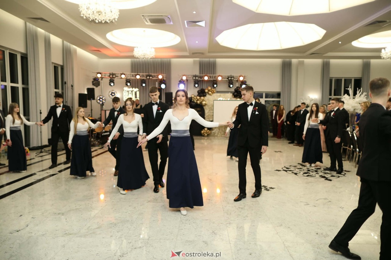 Studniówka ZSZ 1 w Ostrołęce [30.01.2026] - zdjęcie #146 - eOstroleka.pl