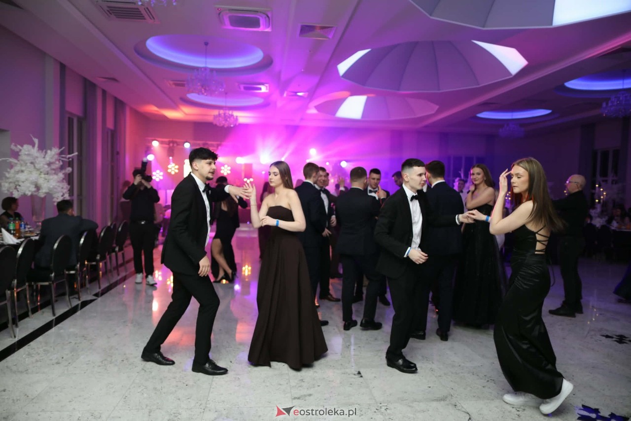 Studniówka ZSZ 1 w Ostrołęce [30.01.2026] - zdjęcie #10 - eOstroleka.pl