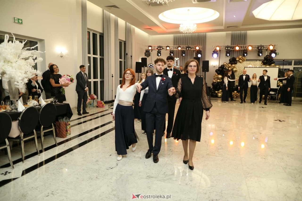 Studniówka ZSZ 1 w Ostrołęce [30.01.2026] - zdjęcie #140 - eOstroleka.pl