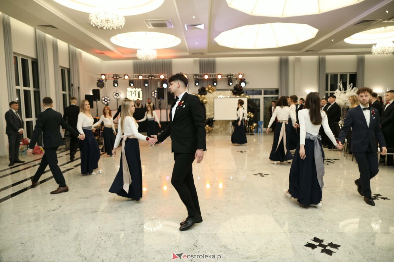 Studniówka ZSZ 1 w Ostrołęce [30.01.2026] - zdjęcie #41 - eOstroleka.pl