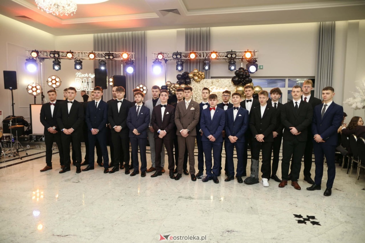 Studniówka ZSZ 1 w Ostrołęce [30.01.2026] - zdjęcie #101 - eOstroleka.pl