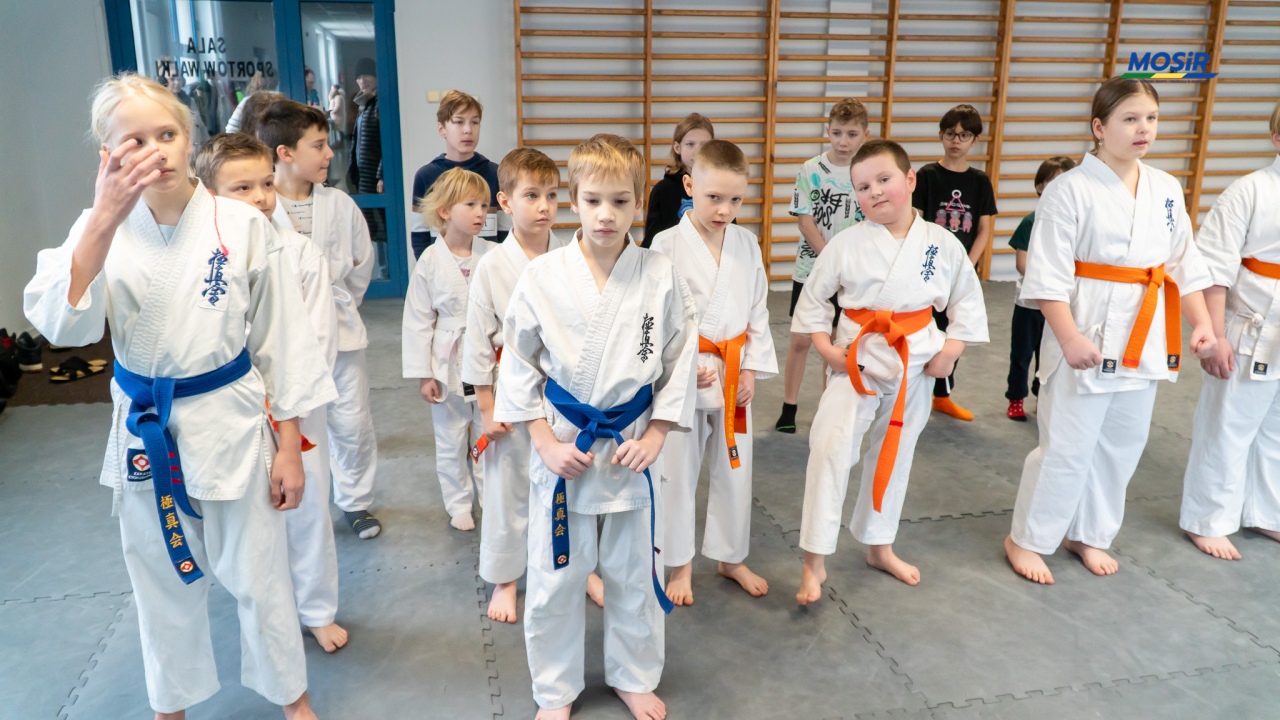 Ferie z karate w Ostrołęce, fot. MOSIR Ostrołęka - zdjęcie #32 - eOstroleka.pl