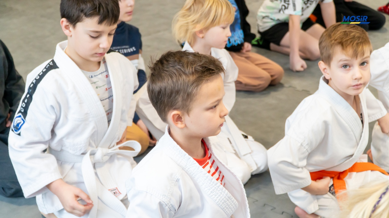 Ferie z karate w Ostrołęce, fot. MOSIR Ostrołęka - zdjęcie #24 - eOstroleka.pl