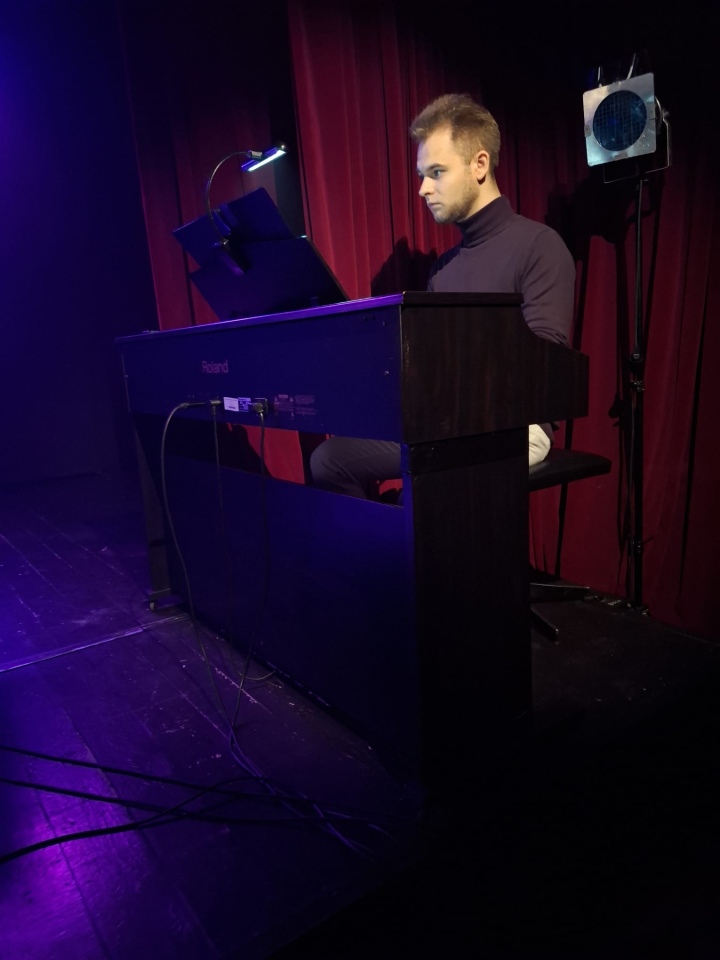 Koncert Zimowe melodie w Klubie Oczko [30.01.2026] - zdjęcie #9 - eOstroleka.pl