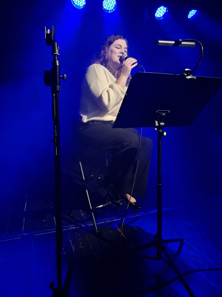 Koncert Zimowe melodie w Klubie Oczko [30.01.2026] - zdjęcie #5 - eOstroleka.pl