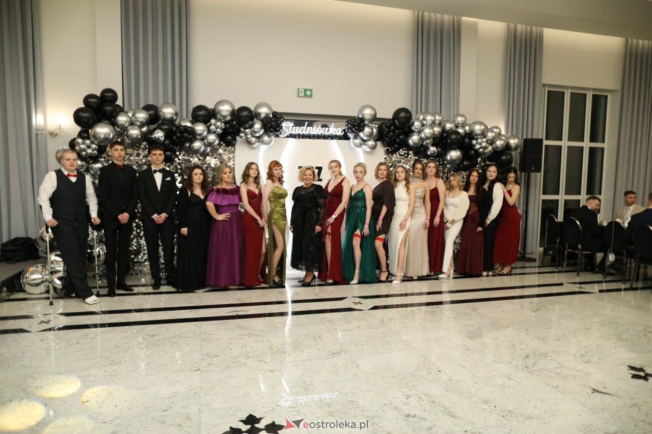 Studniówka ZSZ Nr 4 w Ostrołęce [31.01.2026] - zdjęcie #137 - eOstroleka.pl