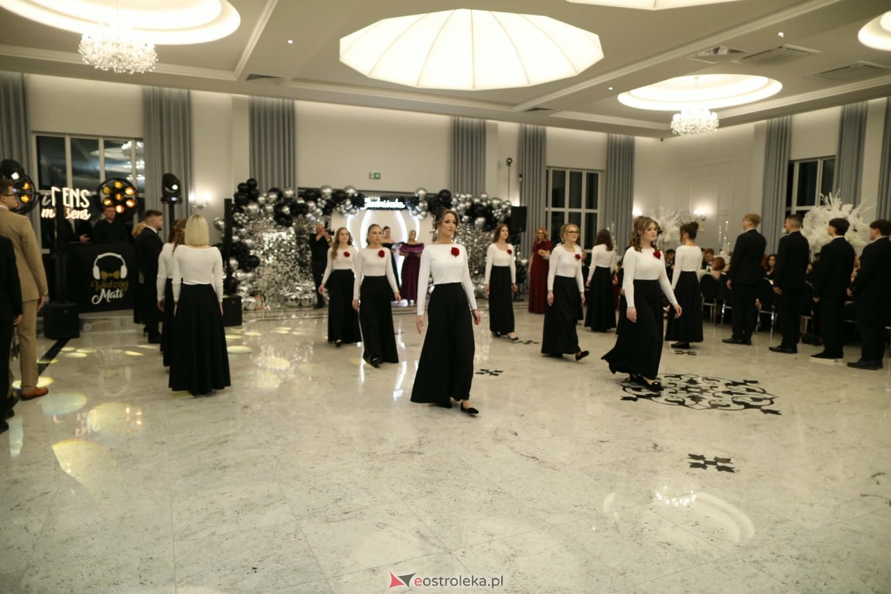 Studniówka ZSZ Nr 4 w Ostrołęce [31.01.2026] - zdjęcie #201 - eOstroleka.pl