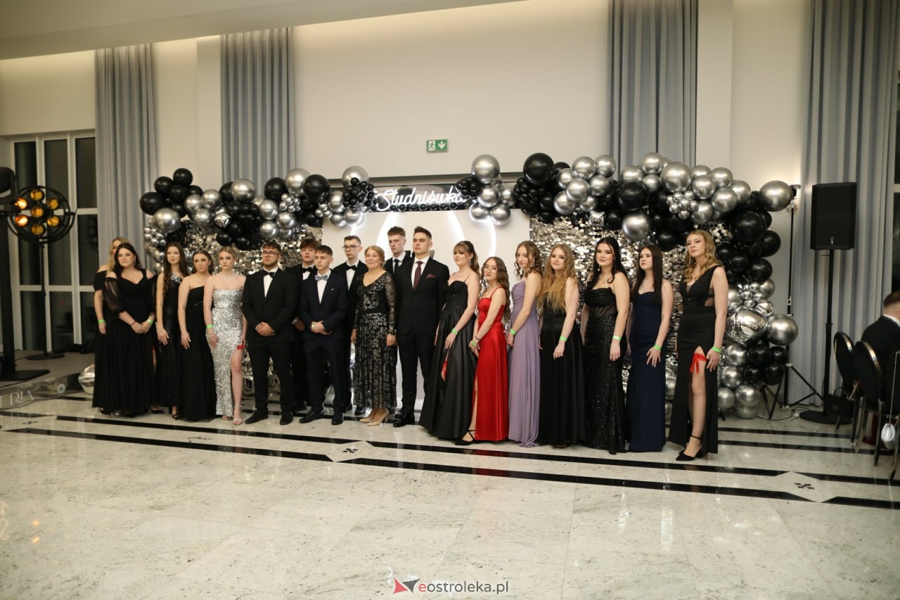 Studniówka ZSZ Nr 4 w Ostrołęce [31.01.2026] - zdjęcie #136 - eOstroleka.pl