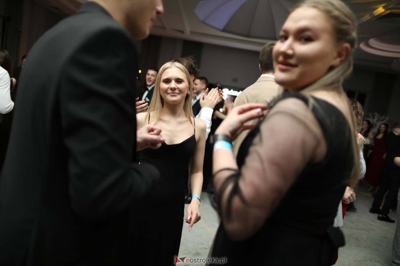 Studniówka ZSZ Nr 4 w Ostrołęce [31.01.2026] - zdjęcie #48 - eOstroleka.pl