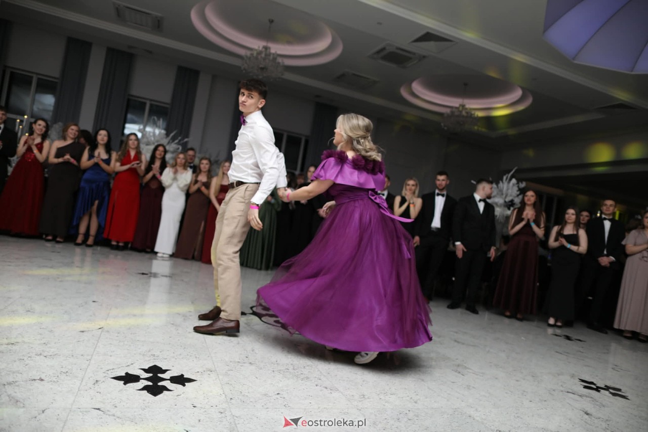 Studniówka ZSZ Nr 4 w Ostrołęce [31.01.2026] - zdjęcie #99 - eOstroleka.pl