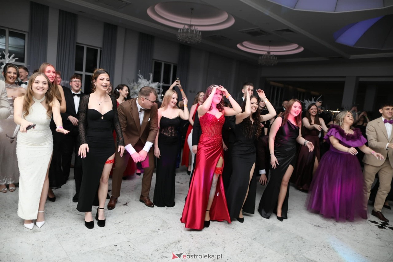 Studniówka ZSZ Nr 4 w Ostrołęce [31.01.2026] - zdjęcie #96 - eOstroleka.pl