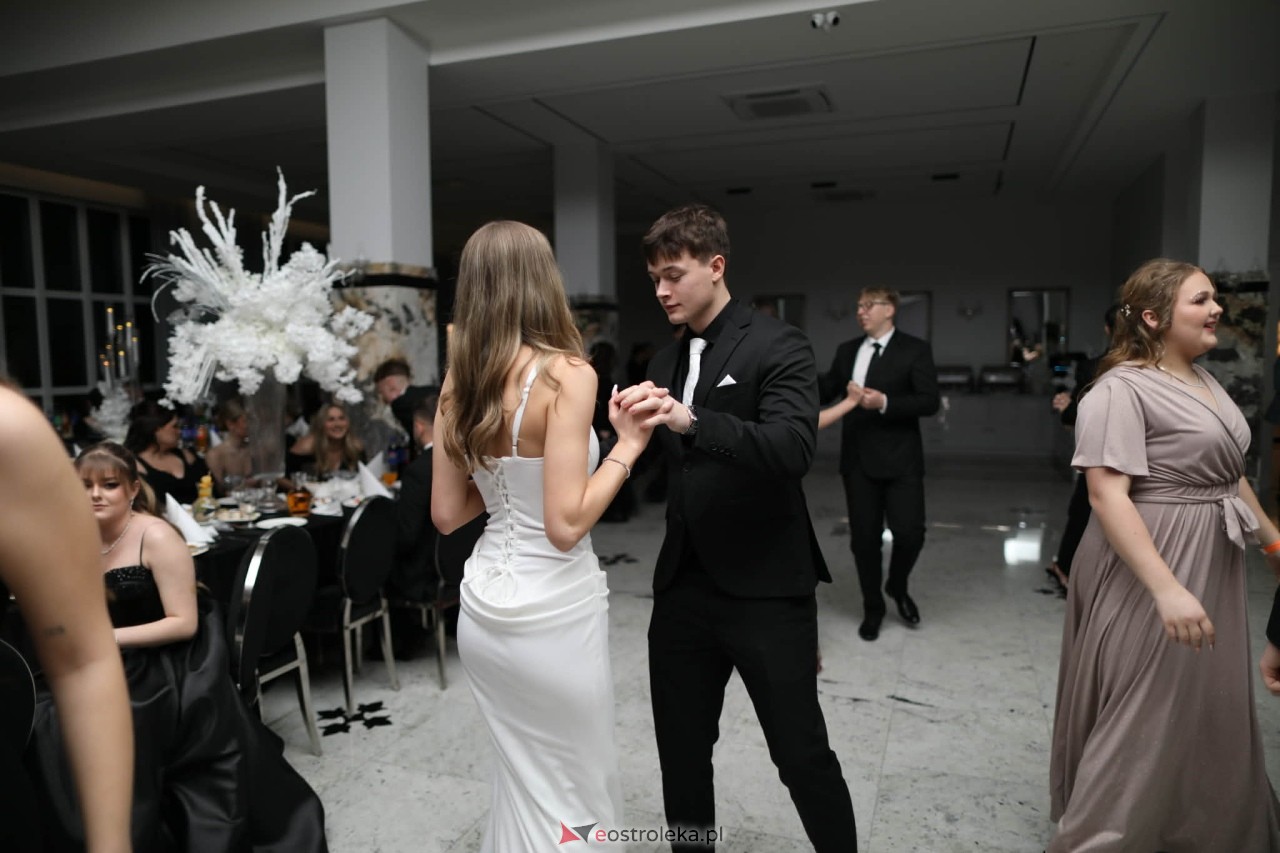 Studniówka ZSZ Nr 4 w Ostrołęce [31.01.2026] - zdjęcie #93 - eOstroleka.pl