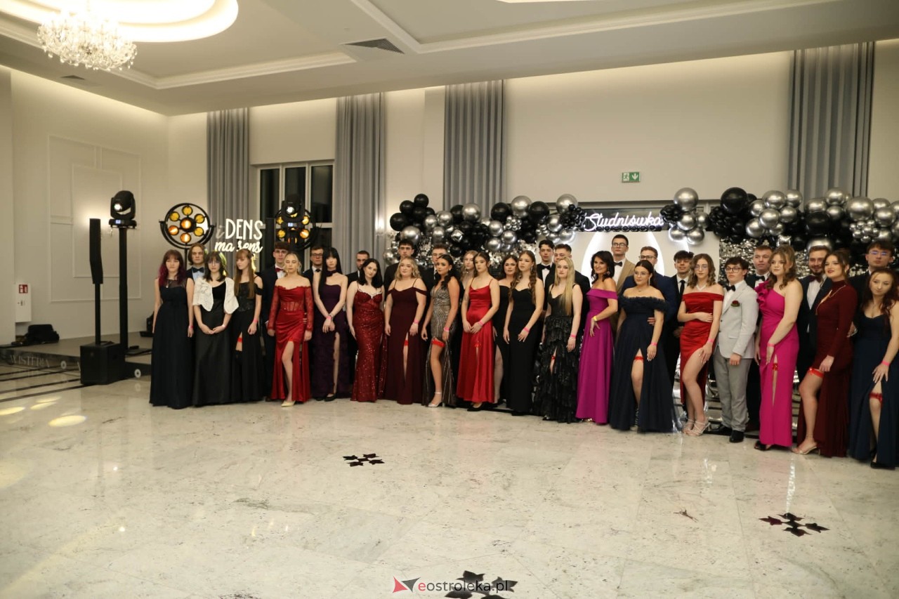 Studniówka ZSZ Nr 4 w Ostrołęce [31.01.2026] - zdjęcie #133 - eOstroleka.pl