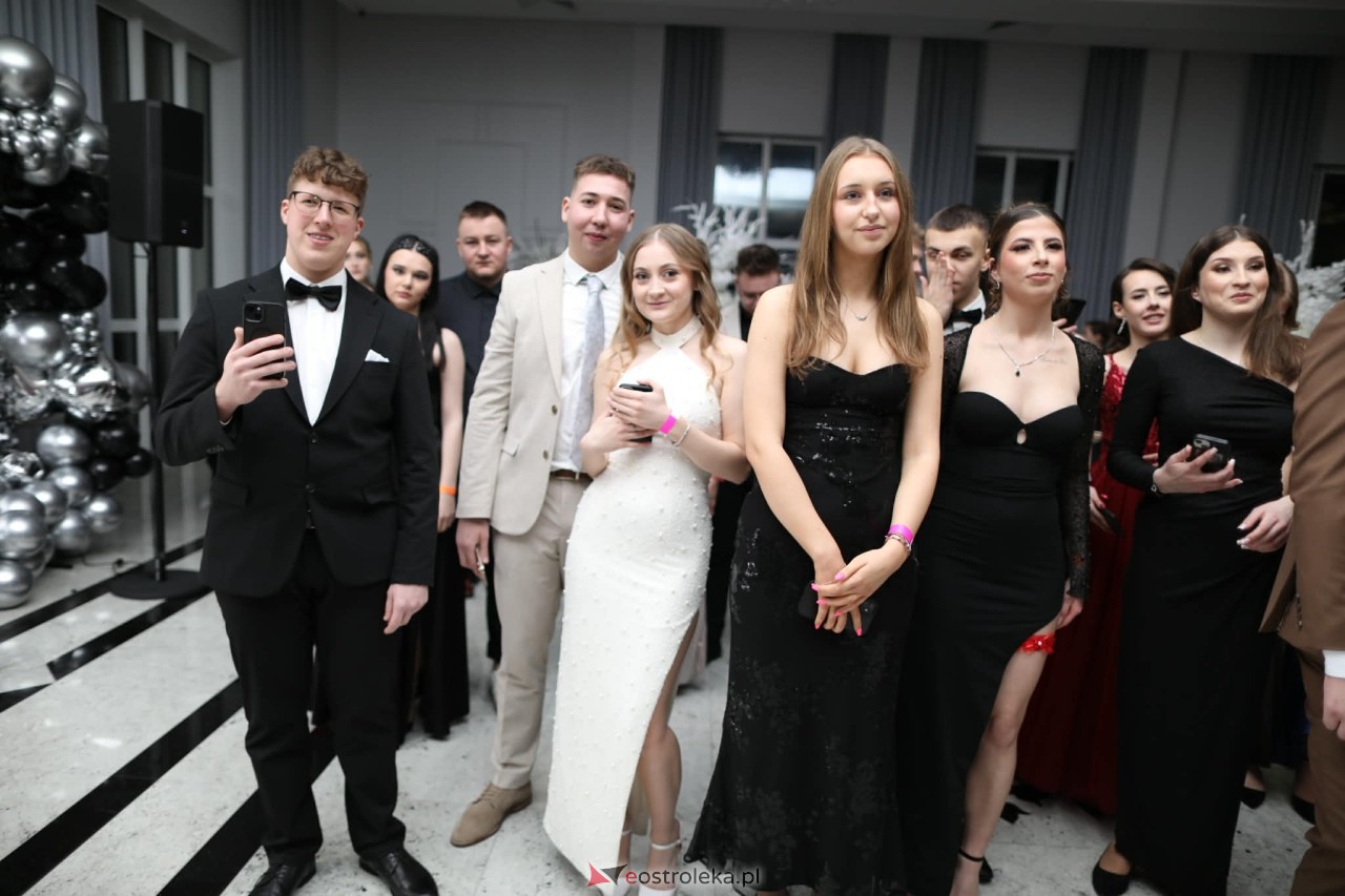 Studniówka ZSZ Nr 4 w Ostrołęce [31.01.2026] - zdjęcie #88 - eOstroleka.pl