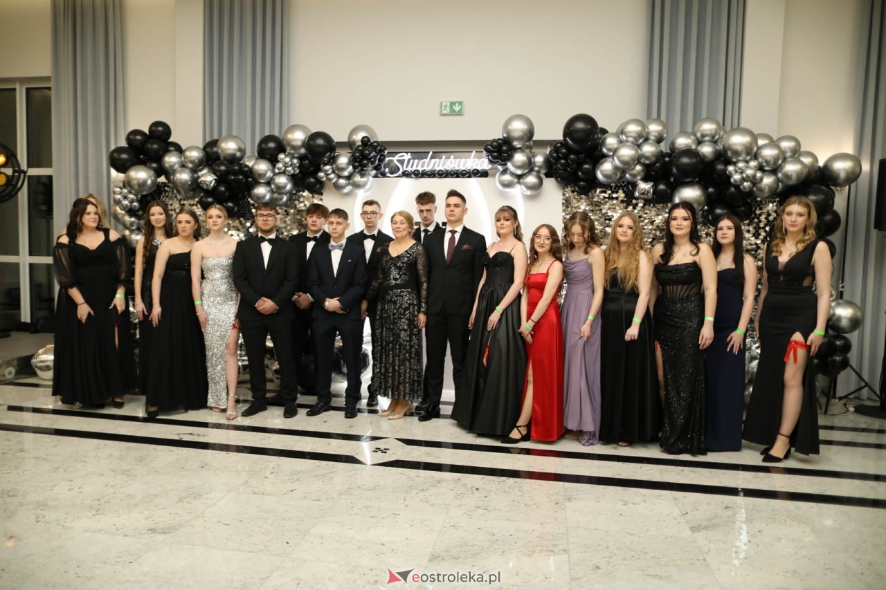 Studniówka ZSZ Nr 4 w Ostrołęce [31.01.2026] - zdjęcie #125 - eOstroleka.pl