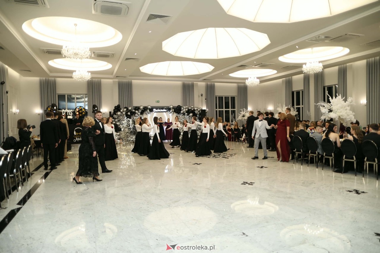 Studniówka ZSZ Nr 4 w Ostrołęce [31.01.2026] - zdjęcie #184 - eOstroleka.pl