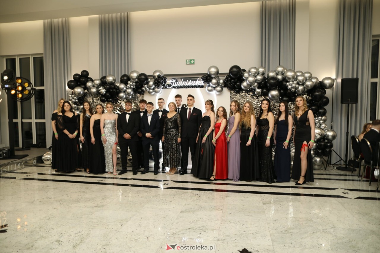 Studniówka ZSZ Nr 4 w Ostrołęce [31.01.2026] - zdjęcie #119 - eOstroleka.pl