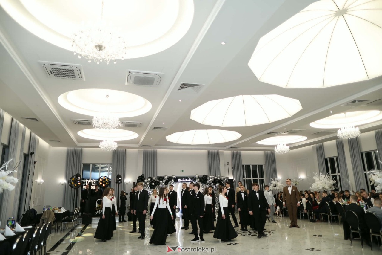 Studniówka ZSZ Nr 4 w Ostrołęce [31.01.2026] - zdjęcie #177 - eOstroleka.pl