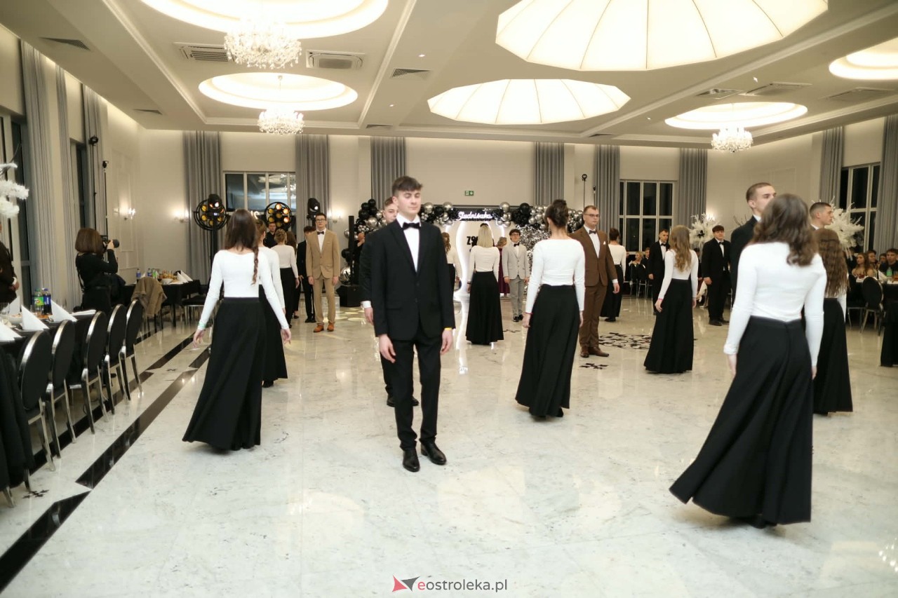 Studniówka ZSZ Nr 4 w Ostrołęce [31.01.2026] - zdjęcie #174 - eOstroleka.pl