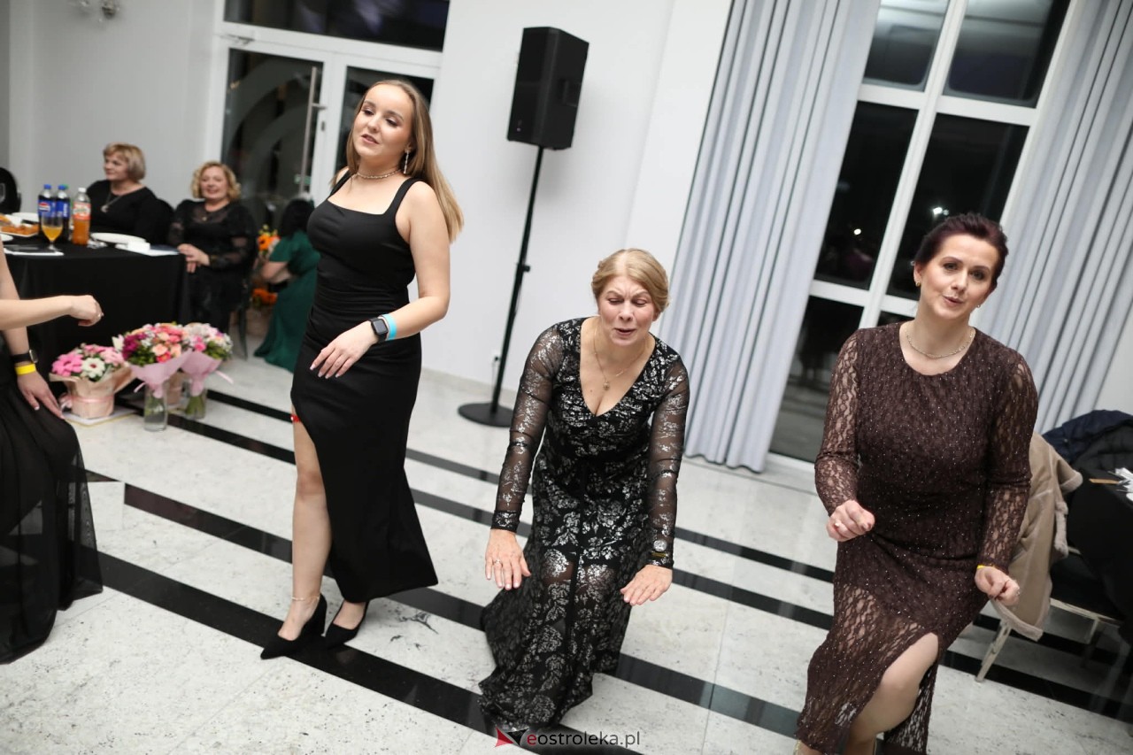 Studniówka ZSZ Nr 4 w Ostrołęce [31.01.2026] - zdjęcie #29 - eOstroleka.pl