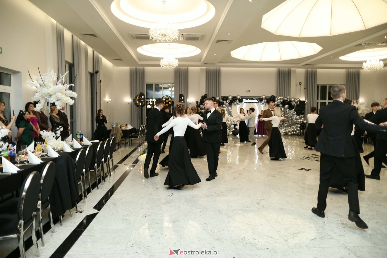 Studniówka ZSZ Nr 4 w Ostrołęce [31.01.2026] - zdjęcie #171 - eOstroleka.pl