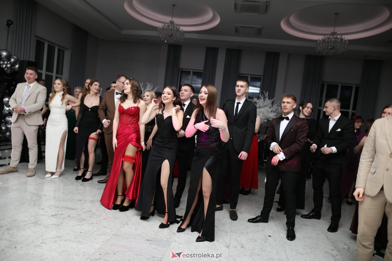 Studniówka ZSZ Nr 4 w Ostrołęce [31.01.2026] - zdjęcie #62 - eOstroleka.pl