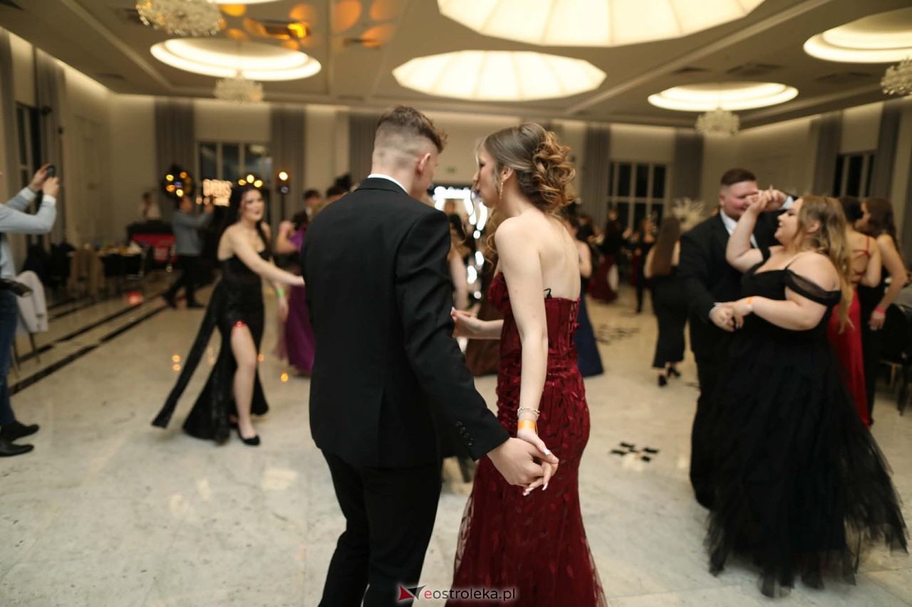 Studniówka ZSZ Nr 4 w Ostrołęce [31.01.2026] - zdjęcie #61 - eOstroleka.pl