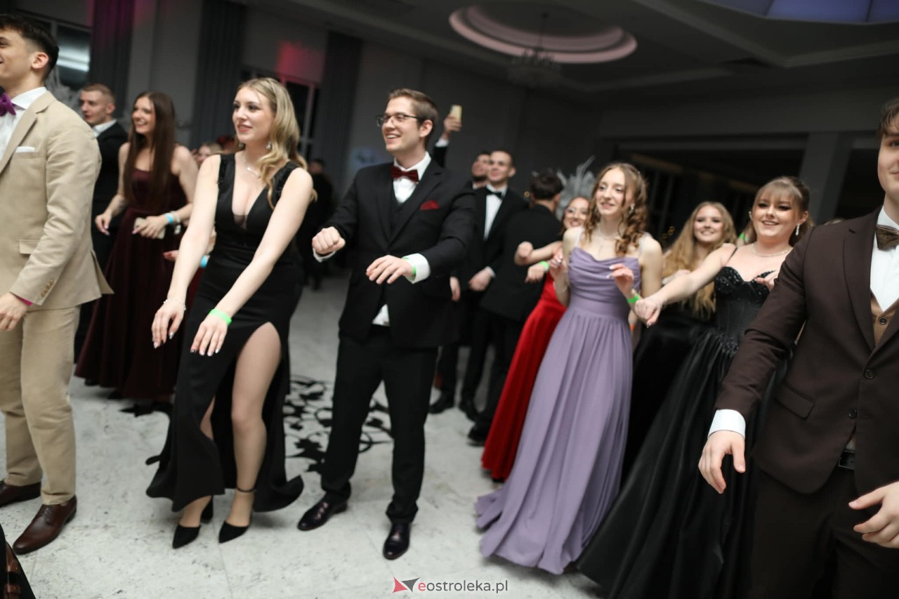 Studniówka ZSZ Nr 4 w Ostrołęce [31.01.2026] - zdjęcie #57 - eOstroleka.pl