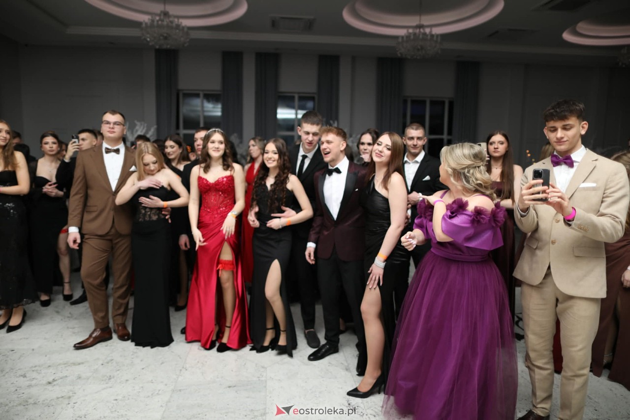 Studniówka ZSZ Nr 4 w Ostrołęce [31.01.2026] - zdjęcie #55 - eOstroleka.pl