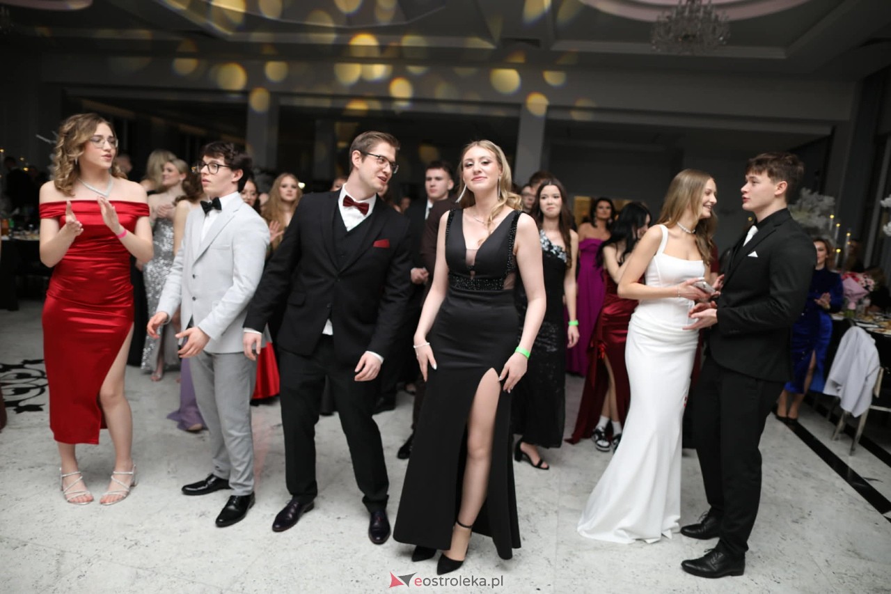 Studniówka ZSZ Nr 4 w Ostrołęce [31.01.2026] - zdjęcie #49 - eOstroleka.pl