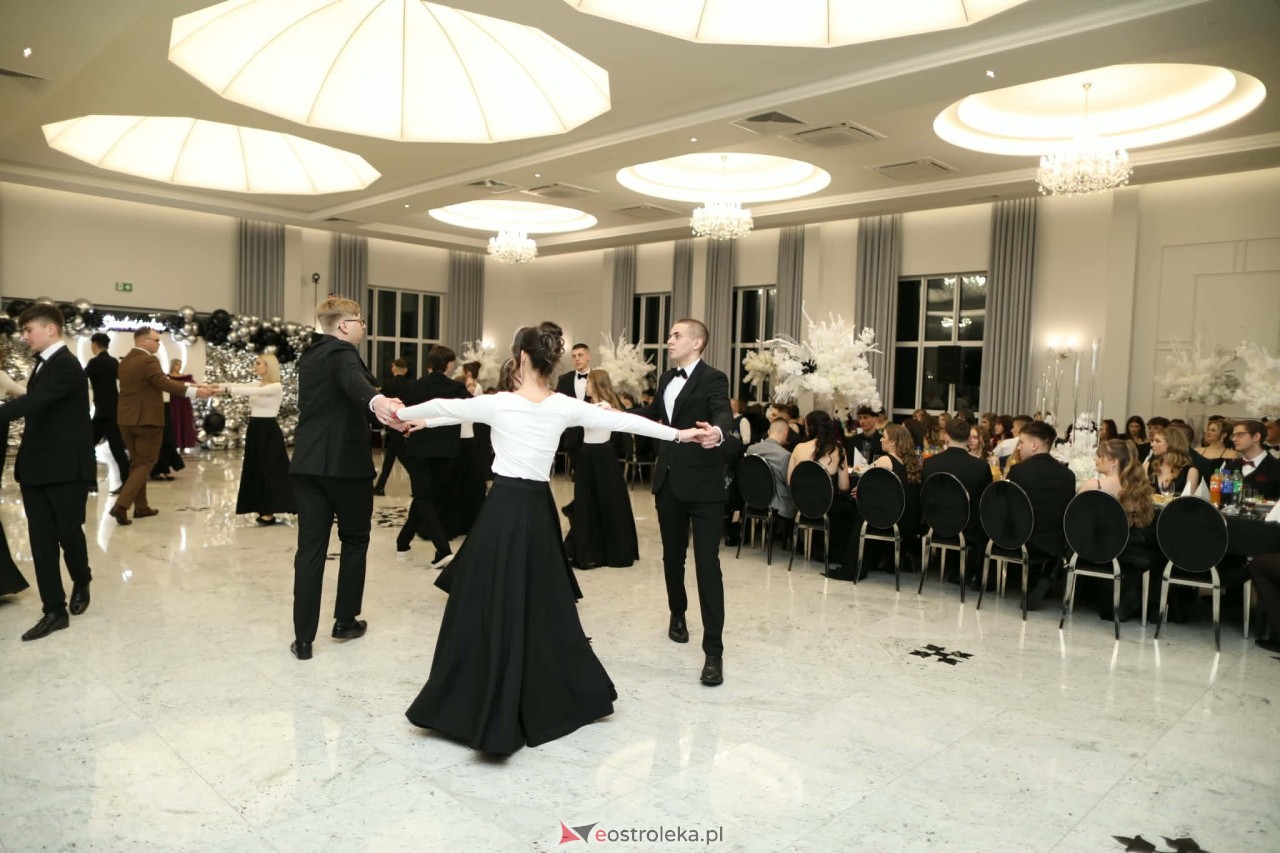 Studniówka ZSZ Nr 4 w Ostrołęce [31.01.2026] - zdjęcie #157 - eOstroleka.pl