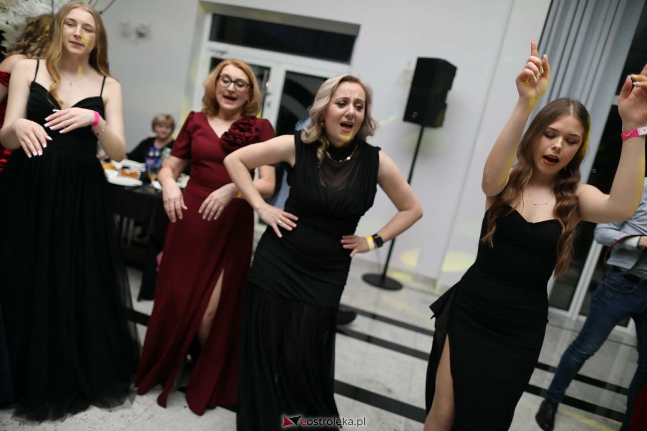 DJ Zimny Gulasz na studniówce w ZSZ Nr 4 [31.01.2026] - zdjęcie #32 - eOstroleka.pl