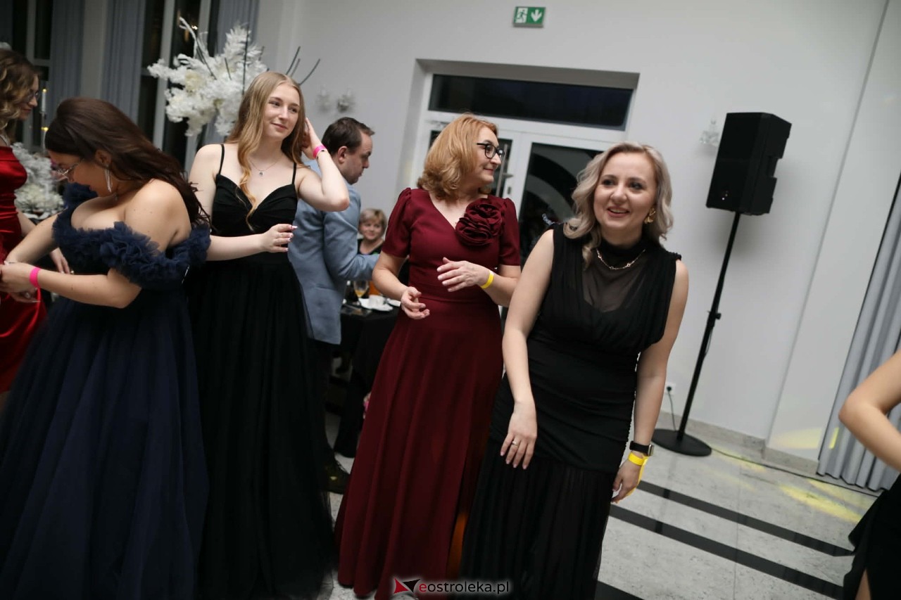 DJ Zimny Gulasz na studniówce w ZSZ Nr 4 [31.01.2026] - zdjęcie #28 - eOstroleka.pl