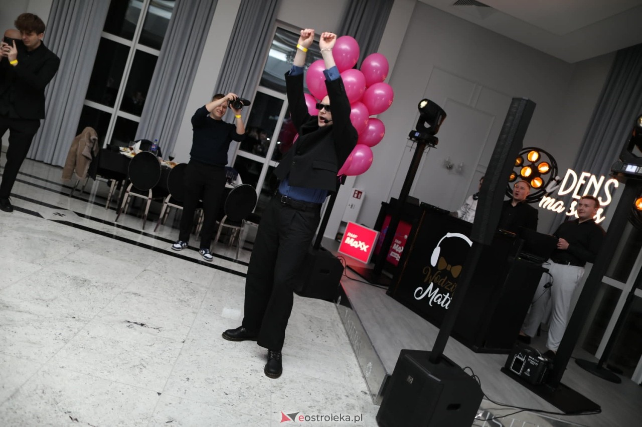 DJ Zimny Gulasz na studniówce w ZSZ Nr 4 [31.01.2026] - zdjęcie #24 - eOstroleka.pl