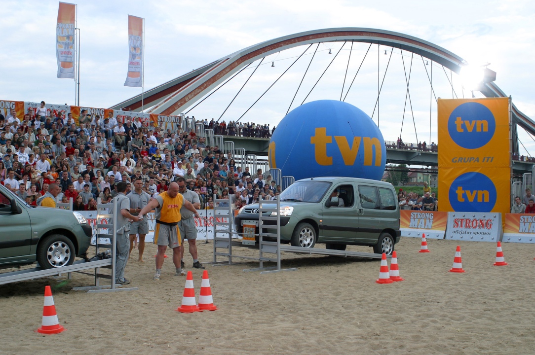 Strong Man w Ostrołęce - czerwiec 2004 - zdjęcie #10 - eOstroleka.pl