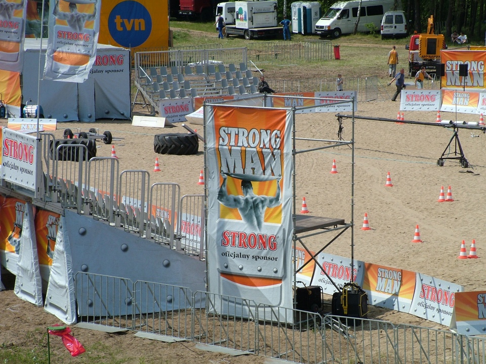 Strong Man w Ostrołęce - czerwiec 2004 - zdjęcie #2 - eOstroleka.pl