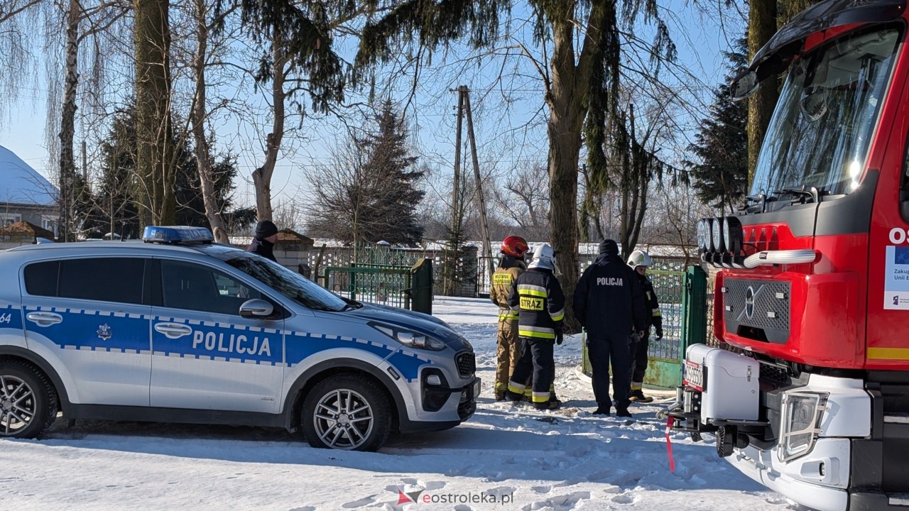 Pożar domu w Goworówku [02.02.2026] - zdjęcie #14 - eOstroleka.pl