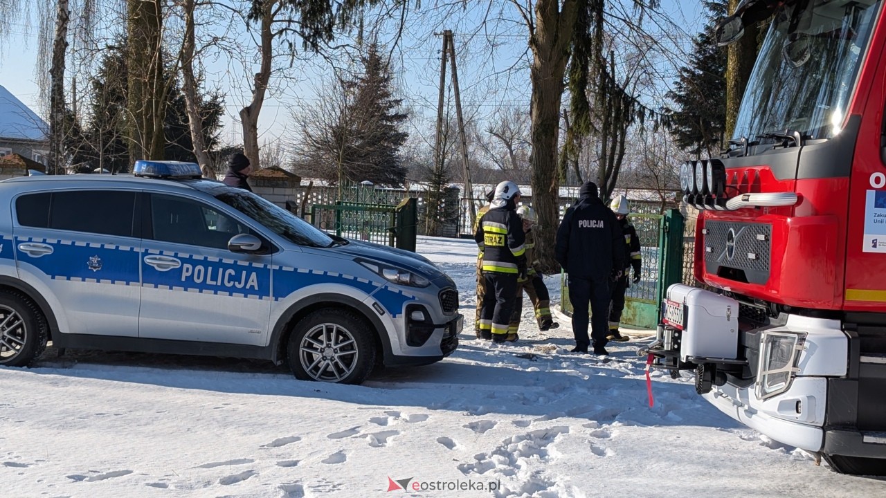 Pożar domu w Goworówku [02.02.2026] - zdjęcie #6 - eOstroleka.pl