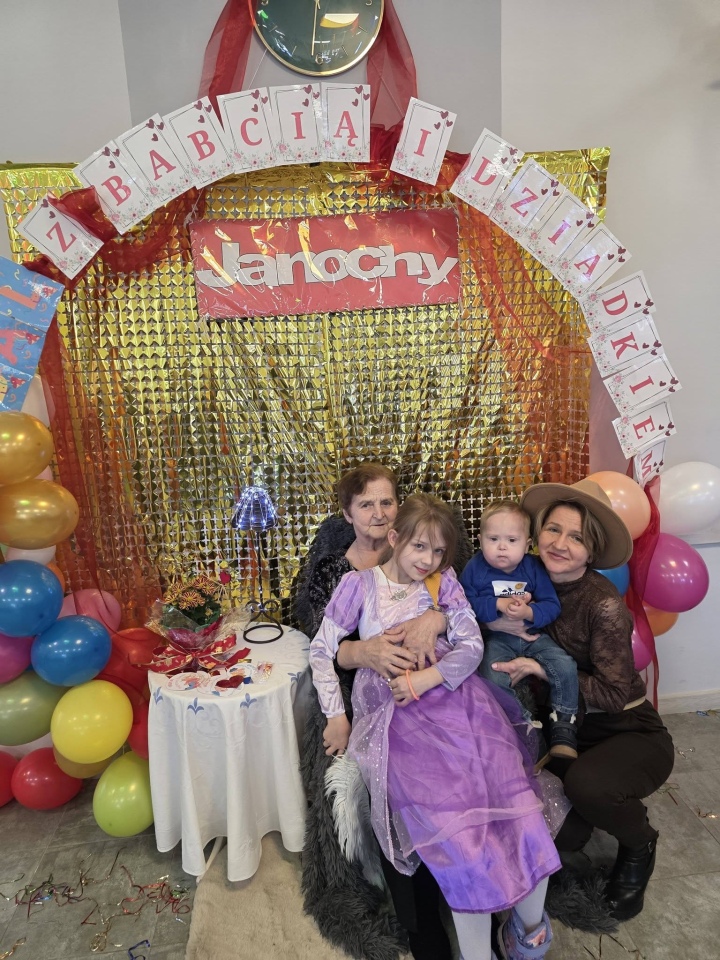 Bal przebierańca z babcią i dziadkiem [02.02.20226] - zdjęcie #17 - eOstroleka.pl