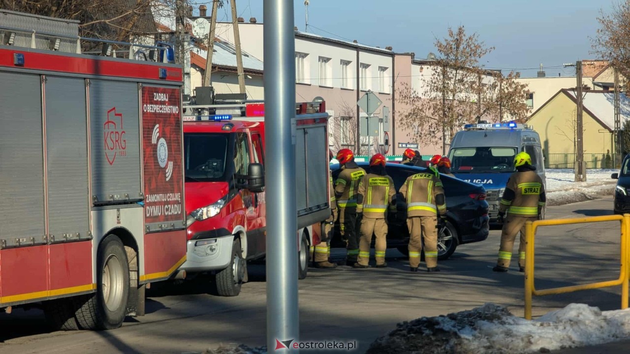 Incydent drogowy na skrzyżowania Korczaka i Sienkiewicza [02.02.2026] - zdjęcie #9 - eOstroleka.pl