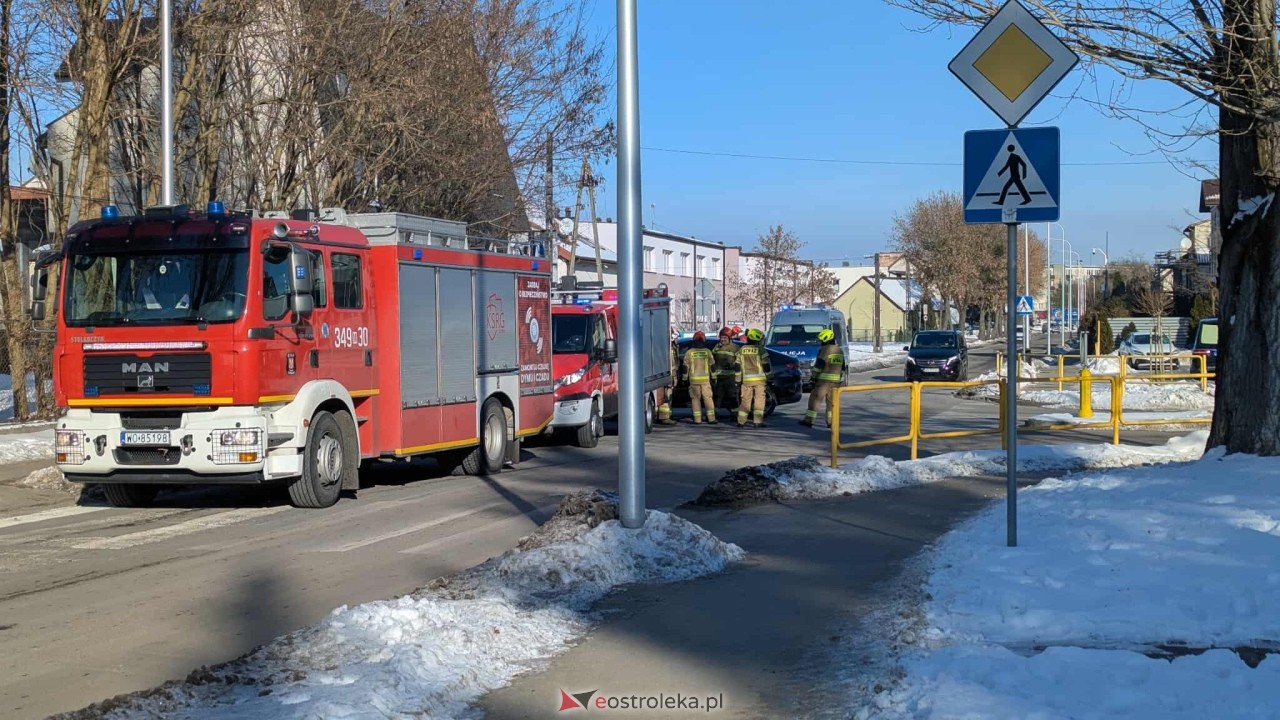 Incydent drogowy na skrzyżowania Korczaka i Sienkiewicza [02.02.2026] - zdjęcie #8 - eOstroleka.pl