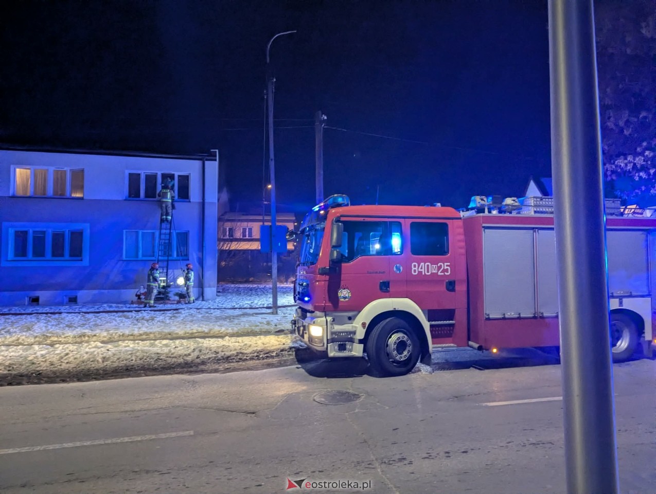 Pożar przy Sienkiewicza w Ostrołęce [2.02.2026] - zdjęcie #4 - eOstroleka.pl