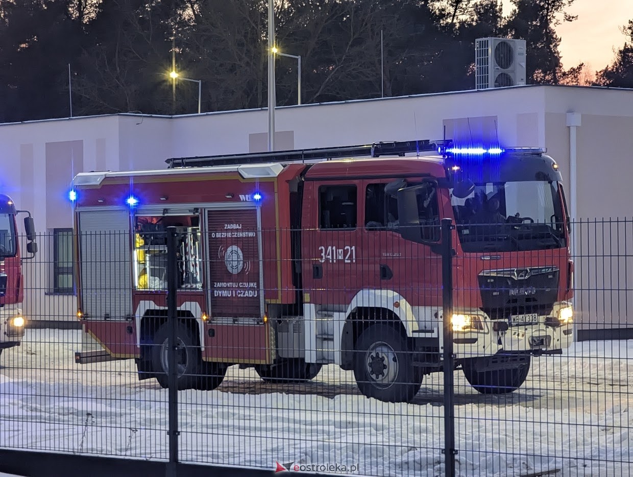 Pożar na budowie ZPO w Ostrołęce [02.02.2026] - zdjęcie #9 - eOstroleka.pl