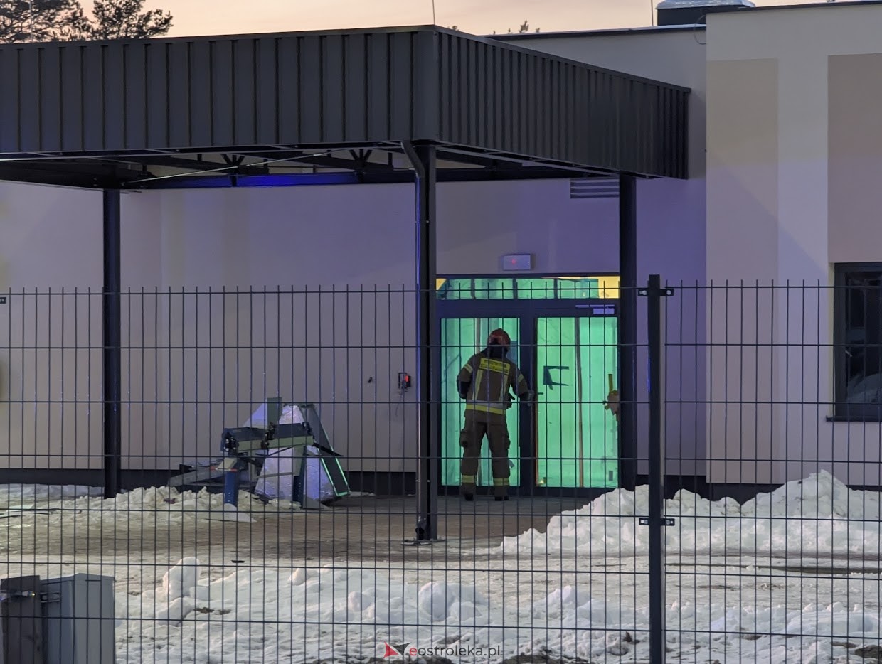 Pożar na budowie ZPO w Ostrołęce [02.02.2026] - zdjęcie #7 - eOstroleka.pl