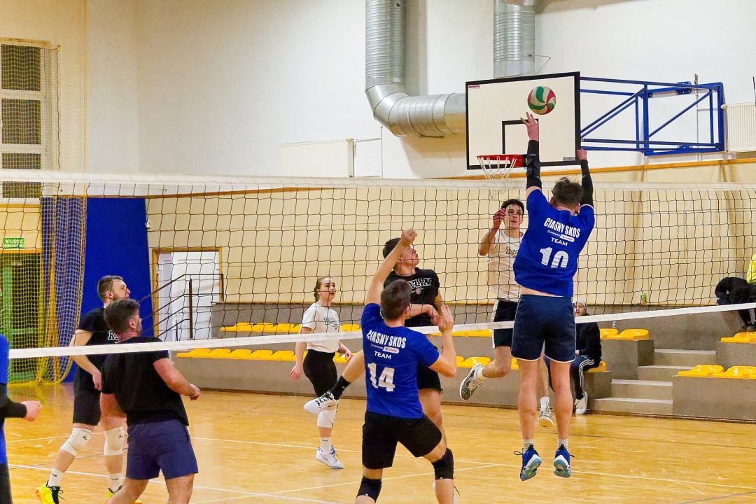 Turniej siatkówki w Olszewie-Borkach, fot. GOK Olszewo-Borki - zdjęcie #54 - eOstroleka.pl