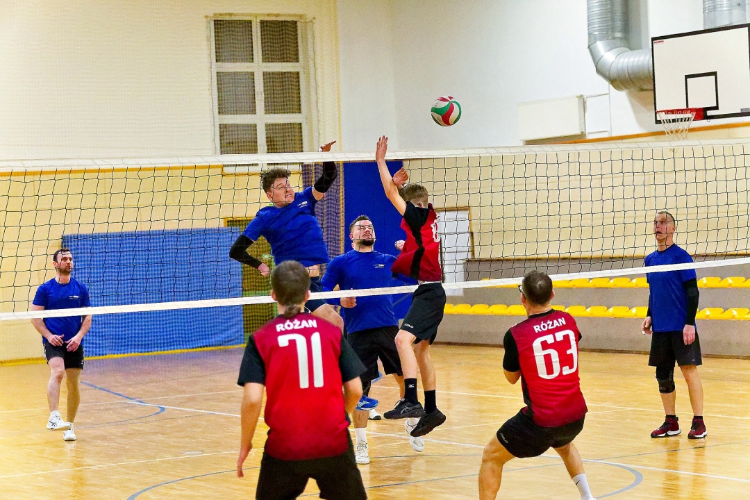 Turniej siatkówki w Olszewie-Borkach, fot. GOK Olszewo-Borki - zdjęcie #51 - eOstroleka.pl