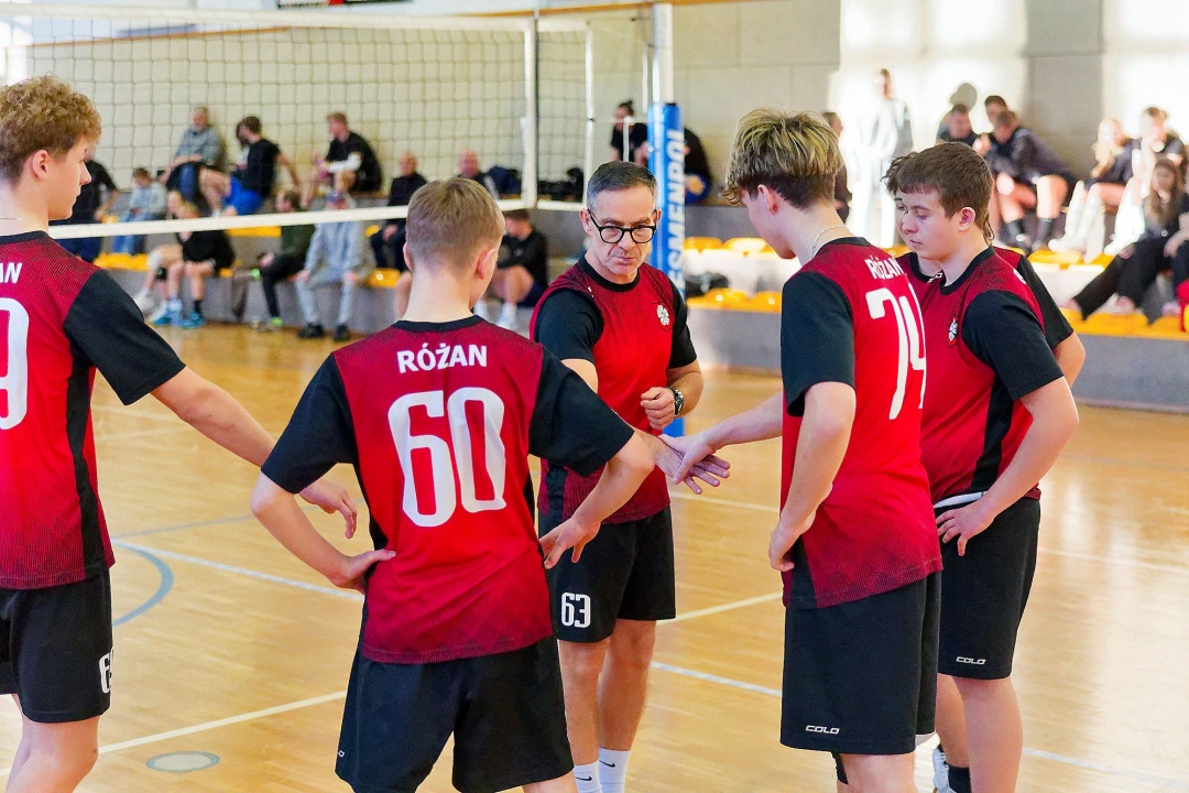 Turniej siatkówki w Olszewie-Borkach, fot. GOK Olszewo-Borki - zdjęcie #49 - eOstroleka.pl