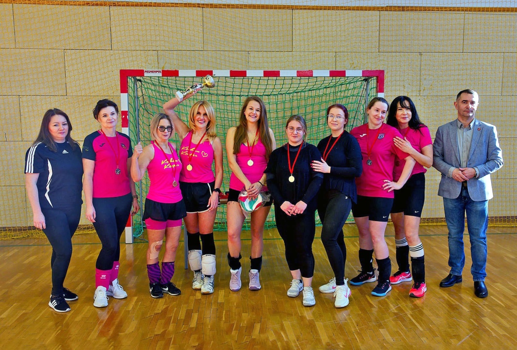 Turniej siatkówki w Olszewie-Borkach, fot. GOK Olszewo-Borki - zdjęcie #44 - eOstroleka.pl